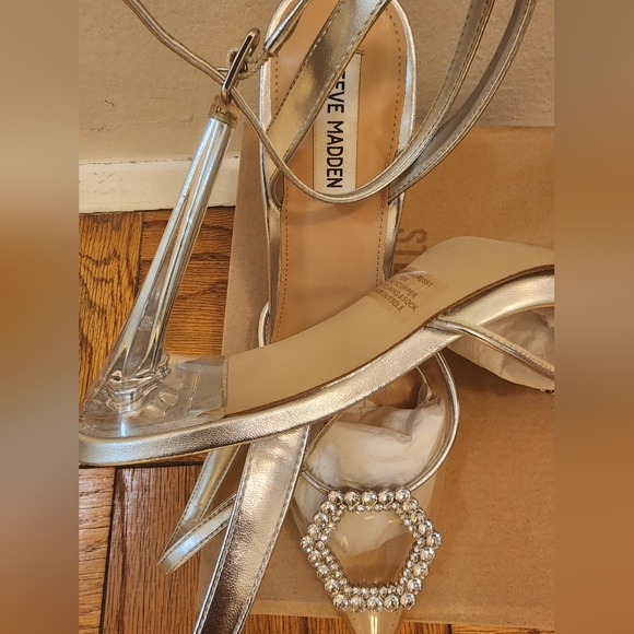 Amory Rhinestone Heel - Picture 8 of 9